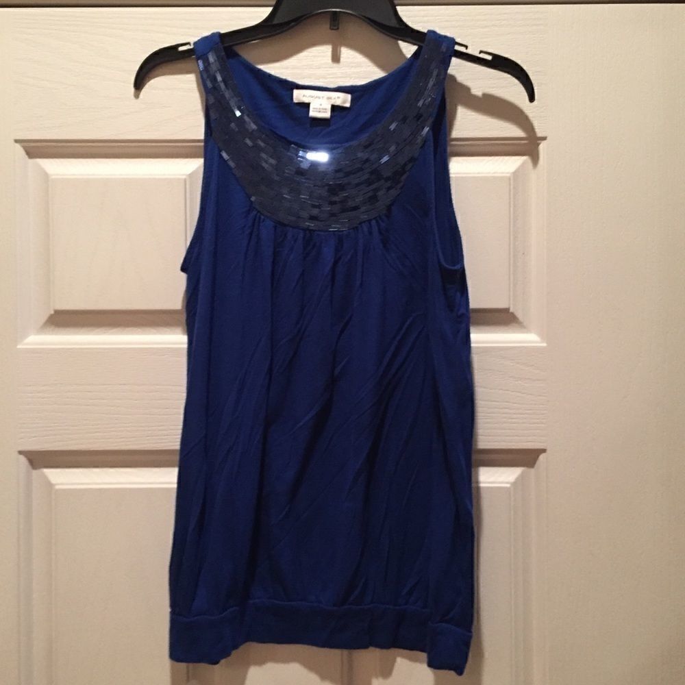 August Silk Top - Picture 2 of 6